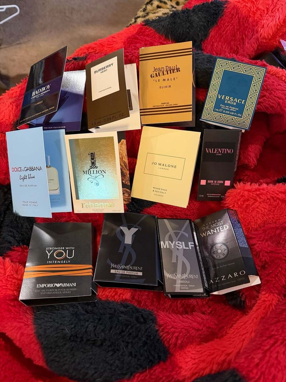 Lot of 12 Assorted Designer Men's Cologne Fragrance Sample Vials
